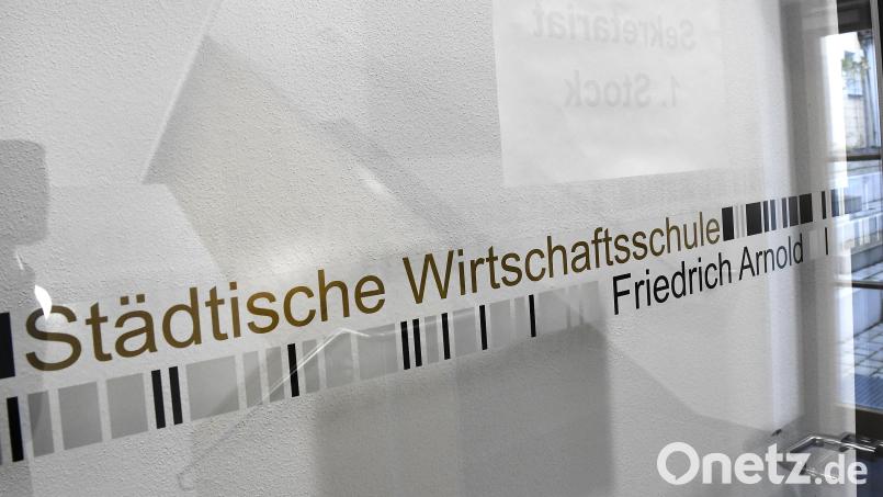 Die Städtische Wirtschaftsschule geht mit den Trends der Zeit. Bild: Petra Hartl