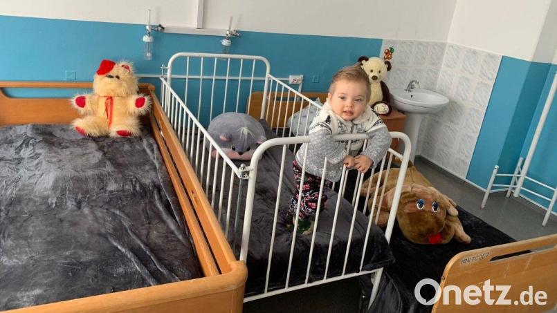 Die Ausstattung der Kinderstation in Yahotin kommt von der &quot;Aktion Tschernobyl&quot;. Zuletzt wurden die dunklen Fleecedecken gebracht. Bild: Evgenia Doncheva/exb