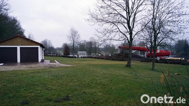 Das in die Jahre gekommene Auerbacher Freibad bekommt eine neue Energieversorgung. Bild: jma