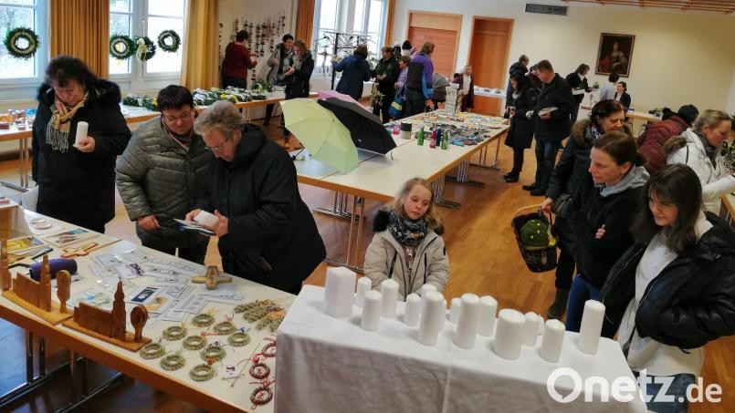 Gut besucht war der diesjährige Osterbasar im Herz-Jesu-Pfarrheim. Bild: mez