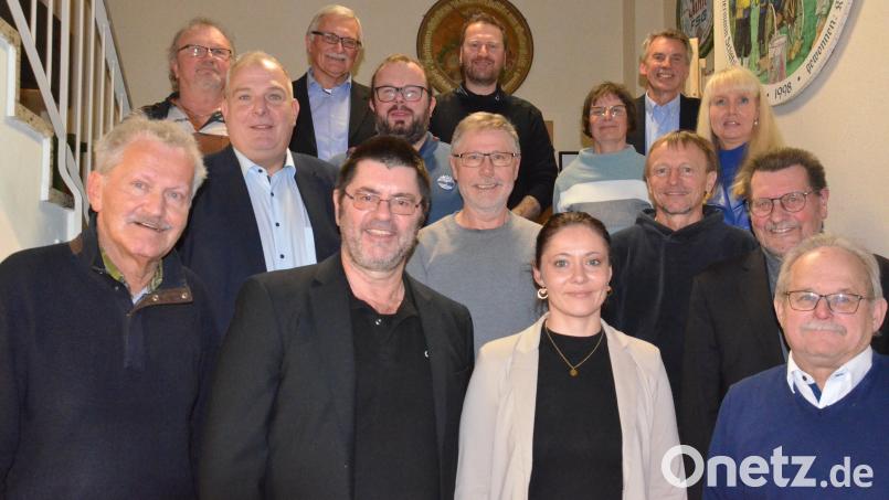 Die neu gewählte Vorstandschaft des Yachtclubs Weiden. Bild: Kunz