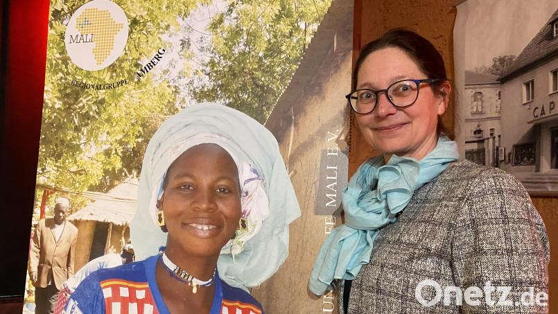 Gudrun Kahl sprach engagiert über die Situation der Frauen in Mali bei den SPD-Frauen in Sulzbach-Rosenberg. Bild: ero