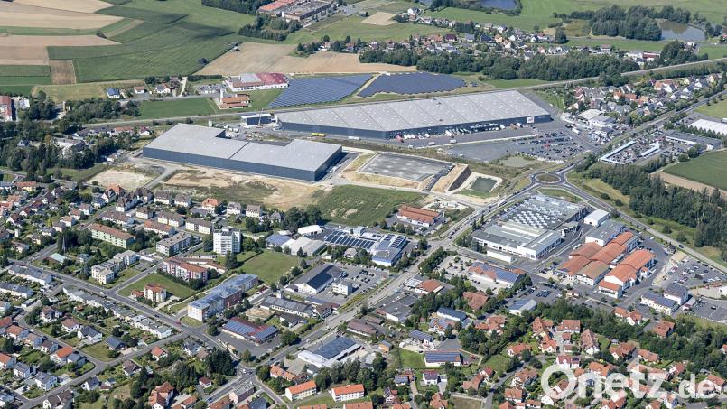 Waldershof belegt im Ranking der finanzstärksten Kommunen im Landkreis Tirschenreuth den zweiten Platz. Das liegt unter anderem an den Unternehmen Cube und Scherdel. Archivbild: mür