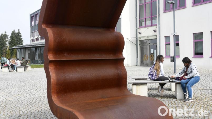 Duales Studieren ist beliebt - besonders auch an der OTH Amberg-Weiden. Im Bild ist der Campus in Weiden zu sehen. Archivbild: Gabi Schönberger