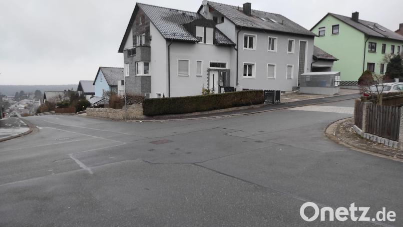 An dieser Kreuzung in Parkstein kam es zum Unglück. Bild: rg