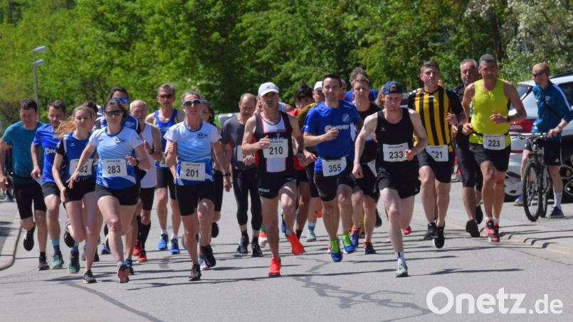 Nach dem Silvesterlauf in Amberg stehen in diesem Jahr fünf weitere Rennen auf dem Programm, bei denen Punkte für die Landkreiscup-Wertung gesammelt werden können. Archivbild: bö