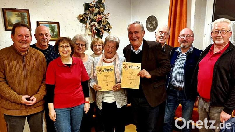 Ehrungen standen bei der Jahreshauptversammlung des Altoberpfälzer Freundeskreises auf der Tagesordnung mit Vorsitzenden Andreas Brünnig. Von links: Reinhold Meinerz, Günter Woppmann, Beate Brünnig, Renate Greim, Rita Dineiger, Gertraud Rauch, Kurt Seggewiß, Helmut Ruhland, Stefan Walberer und Andreas Brünnig. Bild: R. Kreuzer