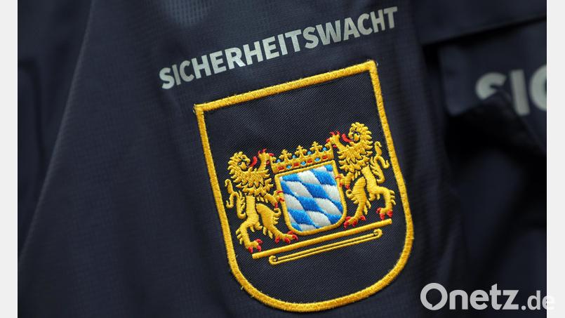 Die Sicherheitswacht gilt als Bindeglied zwischen Bevölkerung und Polizei. In Nabburg mag niemand diese Aufgabe übernehmen. Symbolbild: Wolfgang Steinbacher