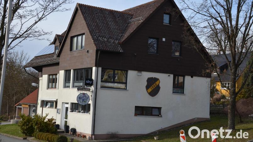 Der TSV Kastl stellt seinen Jugendraum als künftigen Jugendtreff für den Gemeindenachwuchs im Zuge der neuen Aktivitäten in der kommunalen Jugendarbeit zur Verfügung. Die Modalitäten werden noch besprochen. Bild: ak