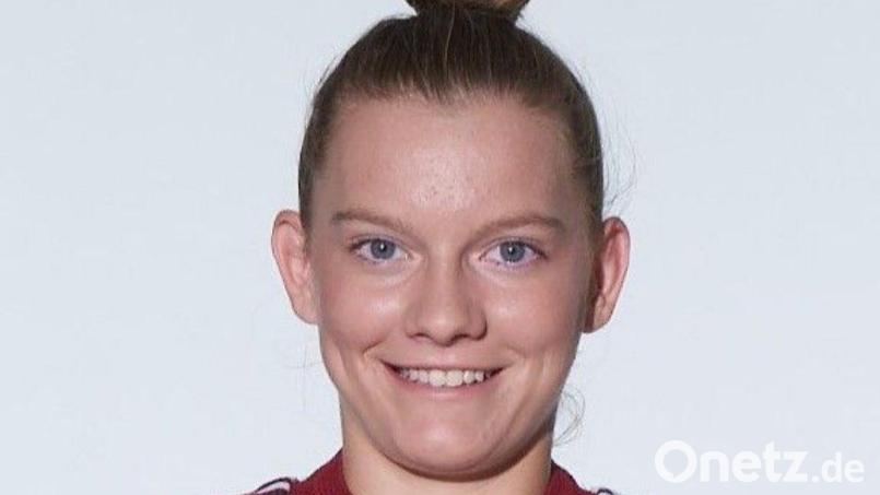 Sarah Ernst im Trikot des FC Bayern. Die junge Nittenauerin stürmt für die zweite Mannschaft in der zweiten Bundesliga. Bild: FC Bayern