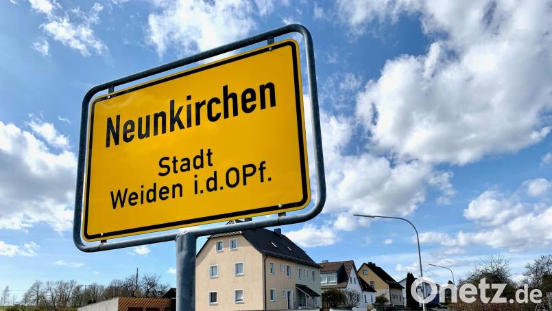 Die Projekte zur Entwicklung der Dorfmitte in Neunkirchen will der Finanzausschuss noch nicht auf Eis legen. Hinter der Bezahlung für die Umsetzung steht aber noch ein großes Fragezeichen. Bild: Gabi Schönberger
