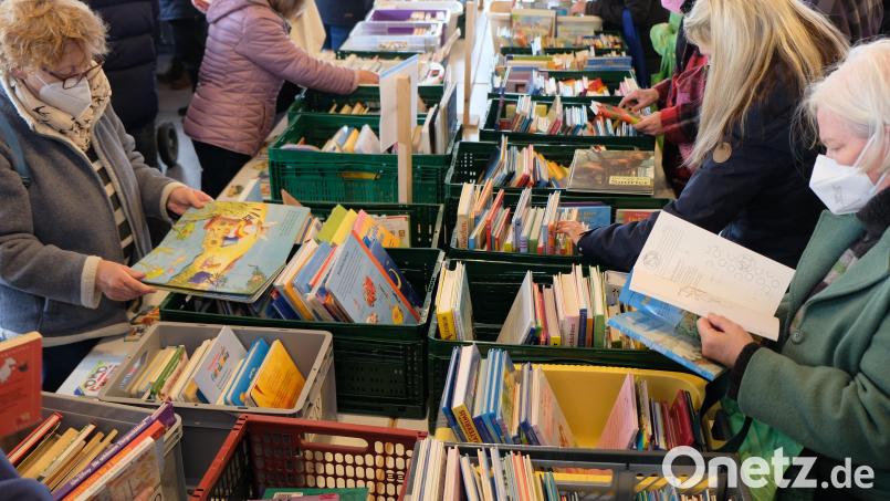 Eine riesige Auswahl an Büchern und Spielsachen ist beim Flohmarkt der Mutter-Kind-Gruppe im Speinsharter Gemeindezentrum zu erwarten. Bild: do