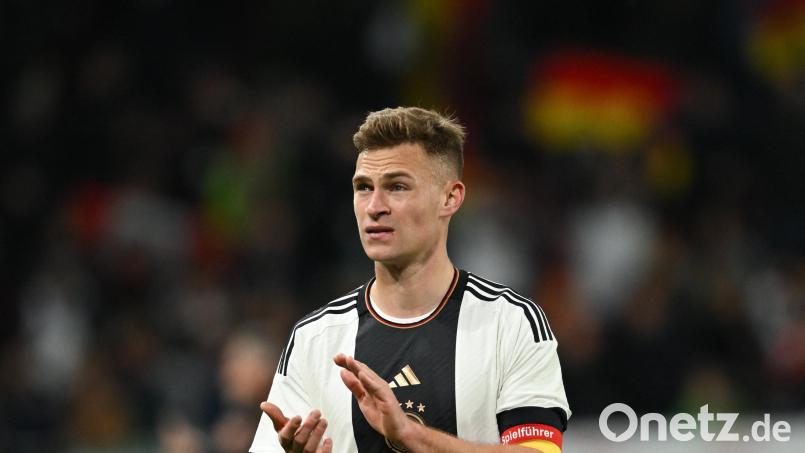 Joshua Kimmich hat die Entlassung von Trainer Julian Nagelsmann schwer getroffen. Bild: Arne Dedert/dpa