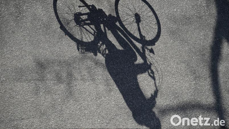 Der Weg zwischen der Kläranlage Schnaittenbach und dem Ortsteil Holzhammer wird kommende Woche gesperrt. Doch danach haben Radfahrer zwischen Schnaittenbach und Wernberg durchwegs freie Fahrt. Symbolbild: Marcus Brandt/dpa/Symbolbild