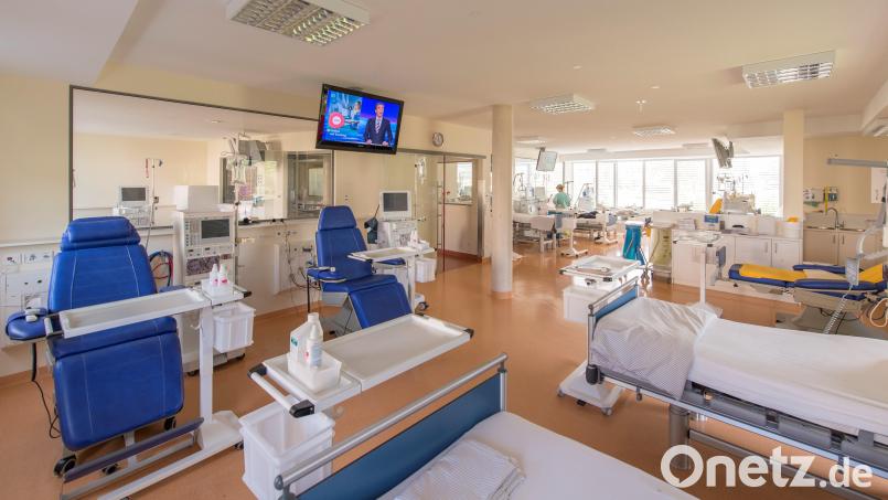 Das von Ärzten betriebene Dialysecentrum, hier ein Bild vom Standort Kemnath, würde gern die Dialyse im Tirschenreuther Krankenhaus weiterführen. Die Entscheidung liegt bei der Kassenärztlichen Vereinigung. Im Juni trifft sich voraussichtlich der Zulassungsausschuss. Bild: Nephrologisches Zentrum und Dialyse Kemnath