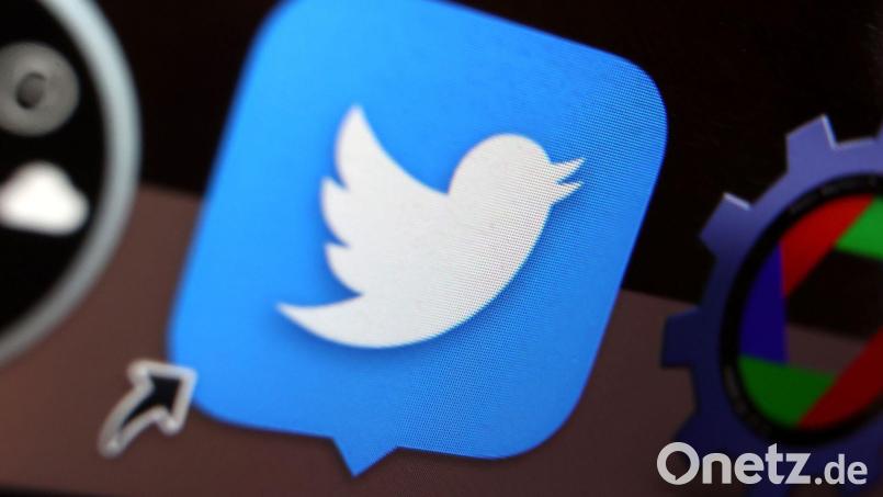 Für verifizierte Unternehmen und Organisationen in Deutschland setzt Twitter den Basispreis in Deutschland bei 950 Euro im Monat plus 50 Euro für jeden angeschlossenen Account an. Bild: Karl-Josef Hildenbrand/dpa