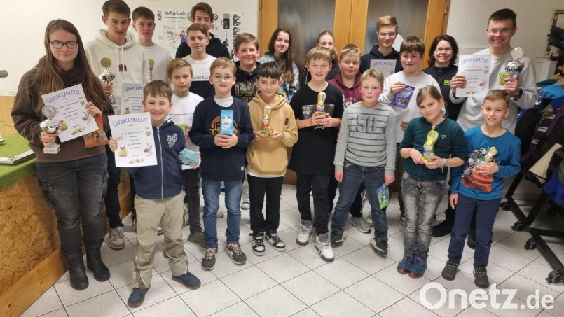Das Osterschießen der Jungschützen 2023 kommt an. Bild: Josef Robl/exb