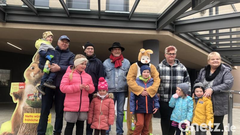 Heuer gab es wieder eine SPD-Osteraktion in Wiesau. Bild: SPD Wiesau/exb