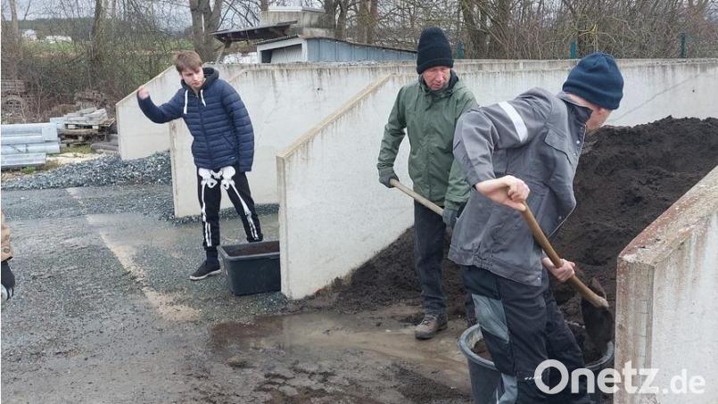 Nach nur einer Stunde waren die rund 20 Kubikmeter Kompost weg. Bild: whü