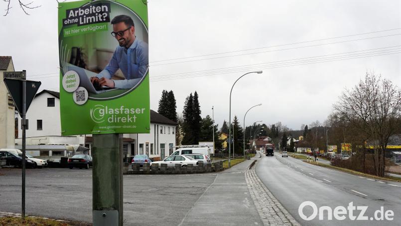 Glasfaser Direkt wirbt in Schnaittenbach für superschnelles Internet. Der Glasfaserausbau stockt derweil. Die Firma ist insolvent. Nun ist ein neuer Investor gefunden worden. Archivbild: jut