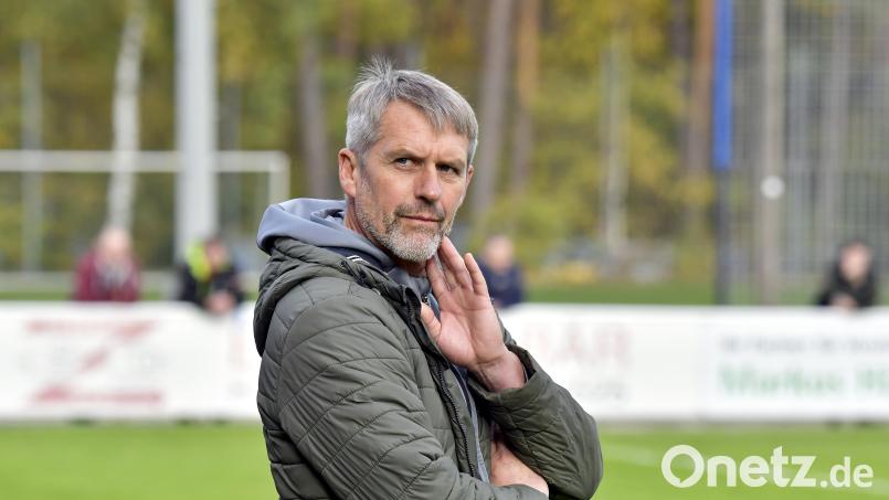 Achim Beck hat als Trainer im Frühjahr 2019 den FC Edelsfeld übernommen und in dieser Saison die erste Mannschaft auf Platz zwei in der Kreisklasse geführt. Archivbild: Hubert Ziegler