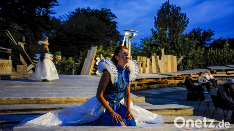 Schillers Klassiker „Maria Stuart“ kommt auf die Bühne des Amberger Stadttheaters. Bild: Thorsten Wulff/exb