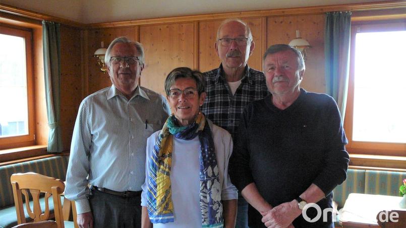 Die Führung von &quot;Meine&quot; bilden (von links) Vorsitzender Manfred Lilla, Schriftführerin Lisa Nerlich, Kassier Christian Nerlich und Zweiter Vorsitzender Kurt Falk. Bild: ige