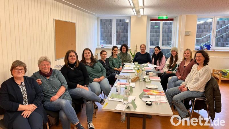 Frisch gestärkt mit einer Fülle von neuem Wissen ging das Team des Kinderhauses Pusteblume nach einem ganzen Tag Fortbildung in die neue Arbeitswoche. Bild: rpp