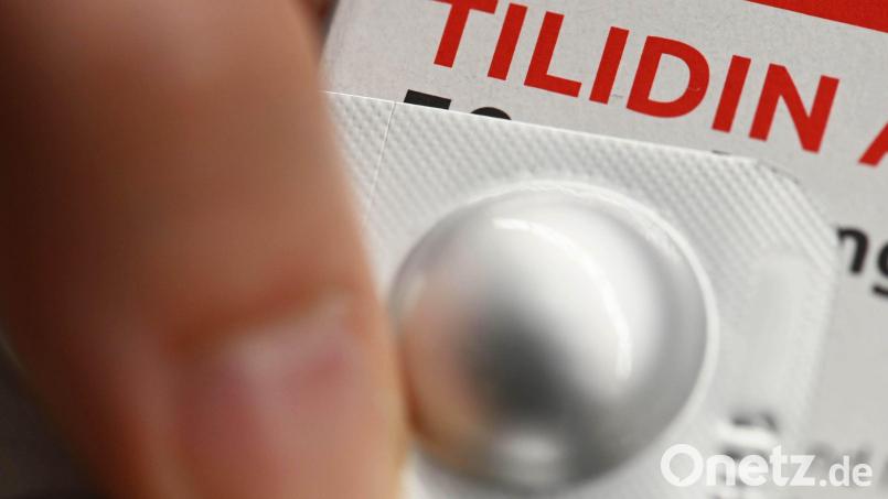 Tilidin, umgangssprachlich als &quot;Tili&quot; bezeichnet, ist eines der Medikamente, das bei Jugendlichen besonders beliebt ist. Dies auch, weil Medikamente dieser Art oft in Musiktexten eine Rolle spielen. Symbolbild: Uli Deck/dpa