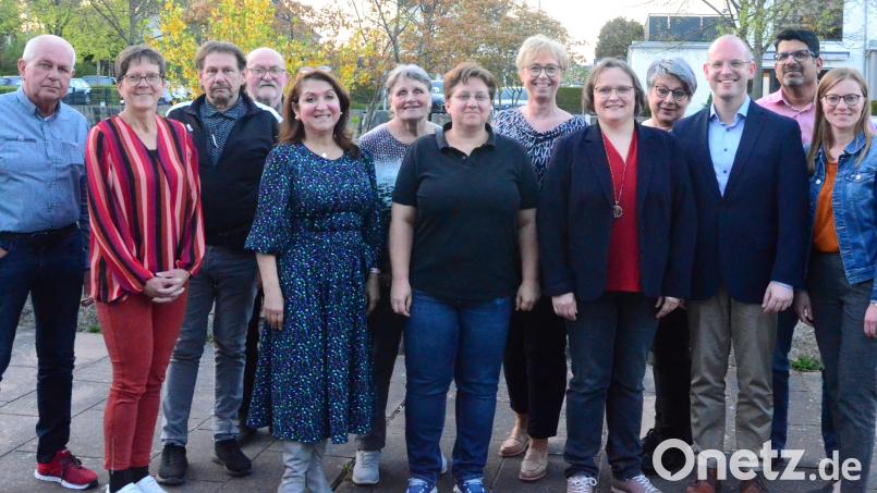 Die neue Vorstandschaft des neuen SPD-Ortsvereins Mitte. Bild: Kunz