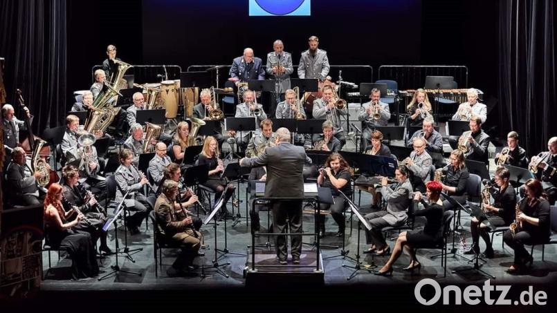 Der Reservistenmusikzug Oberpfalz gibt am 20. Mai ein Jubiläumskonzert in Amberg. Der Eintritt ist frei. Bild: Stanislav Jäger