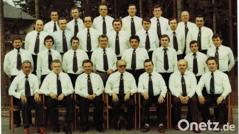 1978 stellten sich die Sänger des Männergesangvereins 1953 Neusorg anlässlich des 25. Gründungsjubiläums zu einem Erinnerungsfoto auf. Archivbild: öt
