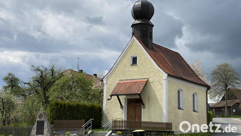 Die Marienkapelle in Großenschwand soll für ihre 70-Jahr-Feier einen neuen Anstrich bekommen. Bild: Josef Glas