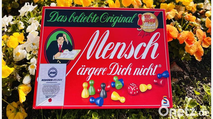 Am 15. Juli wollen sich die Amberger den Mensch-Ärgere-Dich-Nicht-Weltrekord zurückholen. Bild: Zorka Dotto/exb