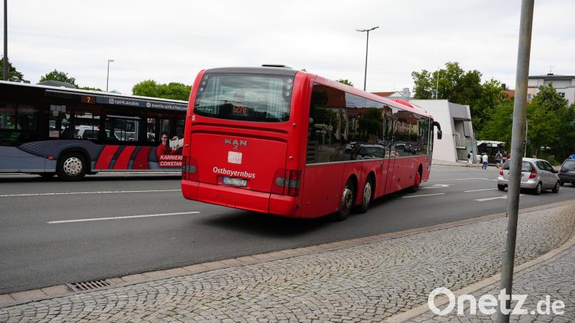 Am Freitagvormittag werden kaum RBO-Busse in Weiden unterwegs sein. Archivbild: Marina Gube
