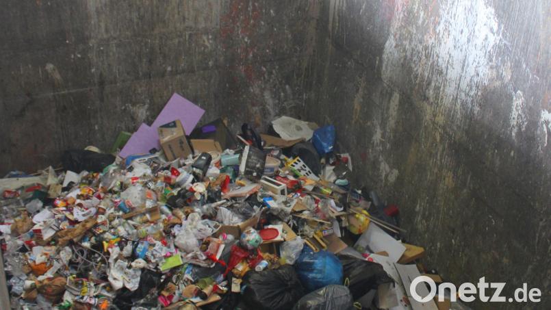 Die Müllumladestation in Amberg ist vom Streik der Eisenbahn- und Verkehrsgewerkschaft betroffen. Symbolbild: pcma