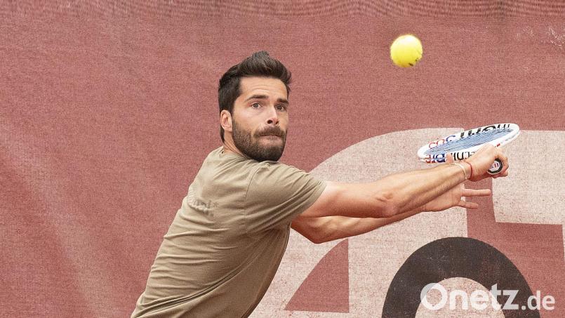 Jules Marie, die neue Nummer eins des TC Amberg am Schanzl, bot auf dem Center Court Tennis vom Feinsten. Bild: Michael Sommer