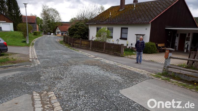 Viele Straßen in Witzlasreuth, wie hier der Schlossweg, sind aufgerissen. Bild: bkr