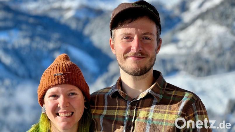 Halie Ezratty und Christian Förtsch sind das neue Wirtspaar auf der Greizer Hütte. Bild: Michael Rabus/exb