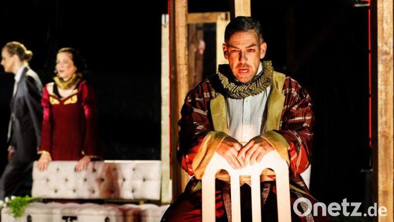 Mit "Hamlet" und den "Heinzelmännchen" kommen Theaterklassiker nach Speinshart. Es spielt ein professionelles Wandertheater auf Einladung der ILE-Region Vierstädtedreieck. Bild: Theater für die Jugend/exb