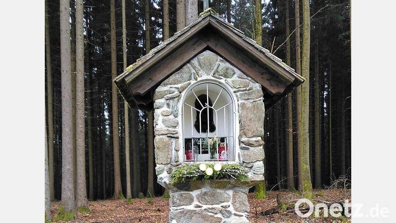 Am 21. Mai wird zum Binhaken-Bildstock gepilgert. Bild: Ludwig Krauß/exb