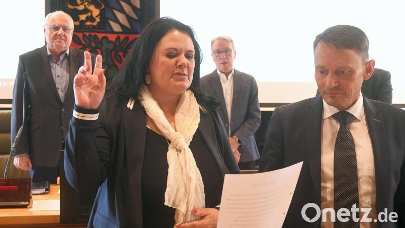 Am Montag wurde Eva Nitsche (CSU) im Weidener Stadtrat vereidigt. Bild: Gabi Schönberger