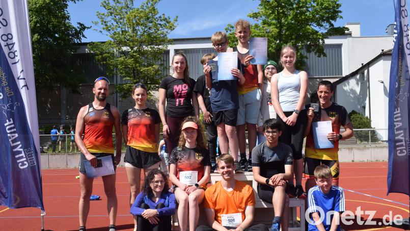 Die Weidener Teilnehmer beim 2. Goldschläger LaserRun in Schwabach. Bild: exb