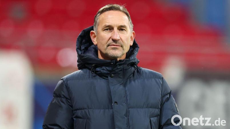 Will in Regensburg als Sportchef eine schlagkräftige Truppe für die 3. Liga aufstellen: Achim Beierlorzer. Bild: Jan Woitas/dpa-Zentralbild/dpa