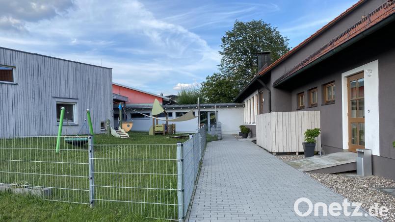 Die Elternbeiträge für die Kindertagesstätte Löwenzahn sollen nach dem Willen des Gemeinderates deutlich steigen. Bis zu fünf Stunden Betreuungszeit bleiben durch den Zuschuss des Freistaates dennoch weiterhin kostenlos. Archivbild: Eichl