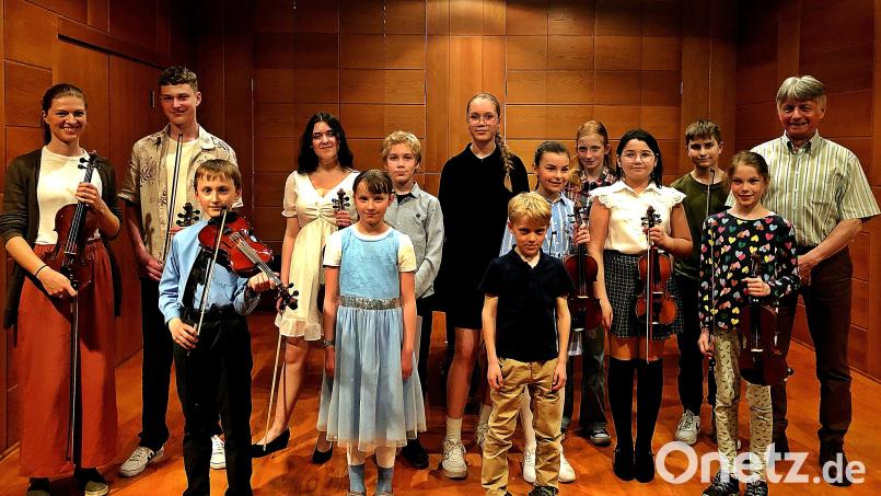 Violine und Klavier standen auf dem Programm des Vorspielabends in der Franz-Grothe-Schule Weiden. Vier Nachwuchsmusiker schafften die D1-Prüfung. Bild: R. Kreuzer