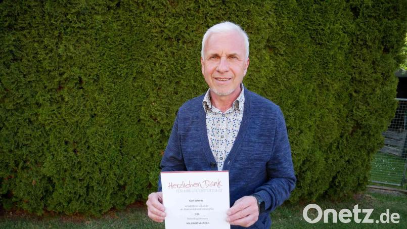 Nach der Erstspende mit 18 Jahren folgen weitere 124 Blutspenden: Karl Schmid möchte noch einige Jahre weiter sein Blut für gute Zwecke zur Verfügung stellen. Bild: gz
