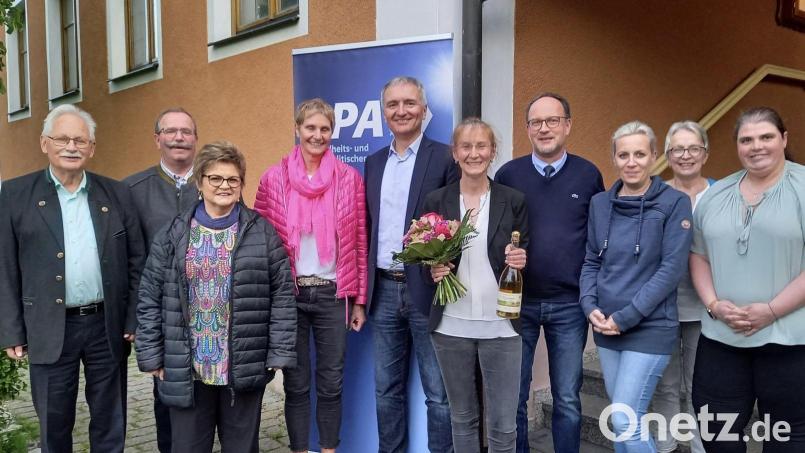 Der neue GPA-Kreisvorstand (von links): Helmut Fischer, Andreas Otterbein, Hanna Schertl, Monika Breunig, Landtagsabgeordneter Harald Schwartz, Ariane Raap, Rainer M. Weis, Nancy Weis, Edeltraud Fischer-Graf und Stefanie Knopp. Bild: Edeltraud Fischer-Graf/exb
