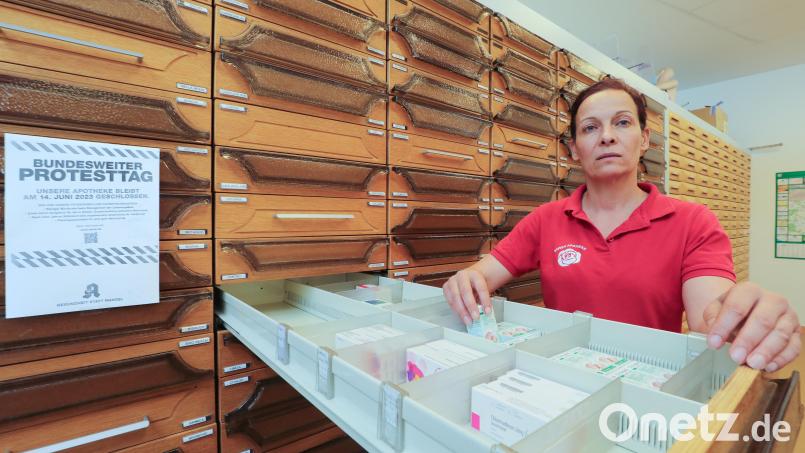 Heike Übler betreibt in Amberg eine Apotheke mit zwei Filialen. Sie ist unzufrieden mit den Entwicklungen in ihrem Arbeitsalltag und wird deshalb am bundesweiten Protesttag teilnehmen. Bild: Wolfgang Steinbacher