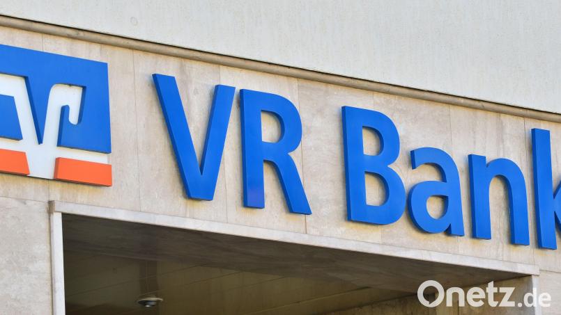Mit dem Förderpreis der VR Bank Amberg-Sulzbach sollen gemeinnützige Projekte von Vereinen und sozialen Einrichtungen unterstützt werden. Bürger können für ihr favorisiertes Projekt abstimmen oder auch gleich selbst dafür spenden. Symbolbild: Martin Schutt/dpa